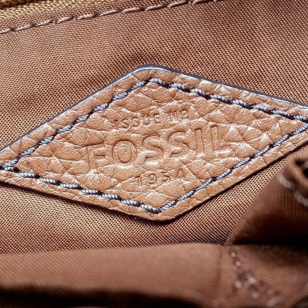 Fossil Pebbled Leather Crossbody Bag Purse Adjustable Strap Zip Closure - Picture 7 of 11